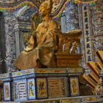 In het Mausoleum van Hué<br/>Copyright © JTravel.nl In het Mausoleum van Hué / Copyright © JTravel.nl