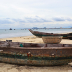 Vissersboten op het strand van Danang op 13-9-2013<br/>Copyright © JTravel.nl Vissersboten op het strand van Danang op 13-9-2013 / Copyright © JTravel.nl