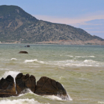 De zee bij het Nuoc Song Seafood Restaurant op 18-9-2013<br/>Copyright © JTravel.nl De zee bij het Nuoc Song Seafood Restaurant op 18-9-2013 / Copyright © JTravel.nl