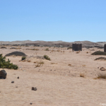 De toiletten bij de 1500 jaar oude welwitschia<br/>Copyright © JTravel.nl De toiletten bij de 1500 jaar oude welwitschia / Copyright © JTravel.nl