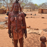 Een vrouw van de Himba stam in Otjikandero / Copyright © JTravel.nl