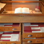 Op de zolder van de Oudheidkamer in Den Burg<br/>Copyright © JTravel.nl Op de zolder van de Oudheidkamer in Den Burg / Copyright © JTravel.nl