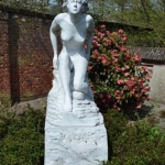 Kunst op het terrein van Kasteel Keukenhof in Lisse: Transformatie van Peter Schuijren<br/>Copyright ยฉ JTravel.nl Kunst op het terrein van Kasteel Keukenhof in Lisse: Transformatie van Peter Schuijren / Copyright ยฉ JTravel.nl