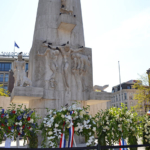 Kransen van de Dodenherdenking op 4 mei 2017 bij het Nationaal Monument op de Dam<br/>Copyright © JTravel.nl Kransen van de Dodenherdenking op 4 mei 2017 bij het Nationaal Monument op de Dam / Copyright © JTravel.nl