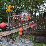 De binnenplaats van het Schipbreuk- en Juttersmuseum Flora in De Koog<br/>Copyright © JTravel.nl De binnenplaats van het Schipbreuk- en Juttersmuseum Flora in De Koog / Copyright © JTravel.nl