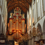 De binnenkant van de St. Bavokerk in Haarlem tijdens de Instawalk Waterbazen<br/>Copyright © JTravel.nl De binnenkant van de St. Bavokerk in Haarlem tijdens de Instawalk Waterbazen / Copyright © JTravel.nl