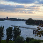 Uitzicht vanaf de zolder van het Rijnlandshuis in Spaarndam tijdens de Instawalk Waterbazen<br/>Copyright © JTravel.nl Uitzicht vanaf de zolder van het Rijnlandshuis in Spaarndam tijdens de Instawalk Waterbazen / Copyright © JTravel.nl