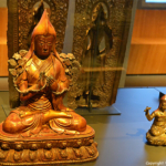 De geleerde Tsongkhapa en de Manjusirimitra of Brahati in Museum Volkenkunde in Leiden<br/>Copyright © JTravel.nl De geleerde Tsongkhapa en de Manjusirimitra of Brahati in Museum Volkenkunde in Leiden / Copyright © JTravel.nl