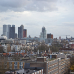 Het uitzicht vanaf het dakterras naar de Erasmusbrug in het Groot Handelsgebouw in Rotterdam<br/>Copyright © JTravel.nl Het uitzicht vanaf het dakterras naar de Erasmusbrug in het Groot Handelsgebouw in Rotterdam / Copyright © JTravel.nl