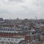 Het uitzicht vanaf het dakterras naar Rotterdamse havens in het Groot Handelsgebouw in Rotterdam<br/>Copyright © JTravel.nl Het uitzicht vanaf het dakterras naar de Rotterdamse havens in het Groot Handelsgebouw in Rotterdam / Copyright © JTravel.nl