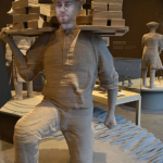 Een werkman in het Waterliniemuseum in Bunnik<br/>Copyright © JTravel.nl Een werkman in het Waterliniemuseum in Bunnik / Copyright © JTravel.nl