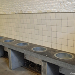 Waterbekkens in de ruimte van de tentoonstelling Front 14/18 in het Waterliniemuseum in Bunnik<br/>Copyright © JTravel.nl Waterbekkens in de ruimte van de tentoonstelling Front 14/18 in het Waterliniemuseum in Bunnik / Copyright © JTravel.nl