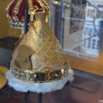 Een koninklijke kroon in het Diamant Museum in Amsterdam<br/>Copyright ยฉ JTravel.nl Een koninklijke kroon in het Diamant Museum in Amsterdam / Copyright ยฉ JTravel.nl