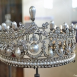 Een koninklijke kroon in het Diamant Museum in Amsterdam<br/>Copyright ยฉ JTravel.nl Een koninklijke kroon in het Diamant Museum in Amsterdam / Copyright ยฉ JTravel.nl