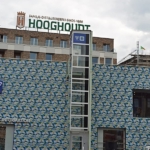 Het tijdelijke VVV kantoor op de Grote Markt in Groningen Het tijdelijke VVV kantoor op de Grote Markt in Groningen