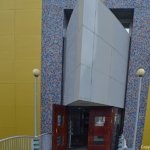 De entree van het Groninger Museum in Groningen<br/>Copyright © JTravel.nl De entree van het Groninger Museum in Groningen / Copyright © JTravel.nl