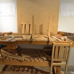 De tijdelijke tentoonstelling 'Made in stad. Stoelen van Meubelfabriek J.A. Huizinga' in het Noordelijk Scheepvaartmuseum in Groningen<br/>Copyright © JTravel.nl De tijdelijke tentoonstelling 'Made in stad. Stoelen van Meubelfabriek J.A. Huizinga' in het Noordelijk Scheepvaartmuseum in Groningen / Copyright © JTravel.nl