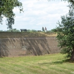 De stadsmuur van Woudrichem tijdens deel 3 van de Instameet Waterliniepad<br/>Copyright ยฉ JTravel.nl De stadsmuur van Woudrichem tijdens deel 3 van de Instameet Waterliniepad / Copyright ยฉ JTravel.nl