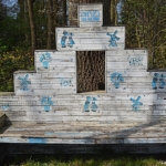 Een wandelbankje bij de golfbaan in Halfweg op 20 april 2021<br/>Copyright © JTravel.nl Een wandelbankje bij de golfbaan in Halfweg op 20 april 2021 / Copyright © JTravel.nl