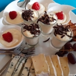 Nagerecht bij diner op Landgoed Kleine Vennep in Nieuw-Vennep tijdens de Instameet Ode aan het landschap Noord-Holland in de Haarlemmermeer <br/>Copyright ยฉ JTravel.nl Nagerecht bij diner op Landgoed Kleine Vennep in Nieuw-Vennep tijdens de Instameet Ode aan het landschap Noord-Holland in de Haarlemmermeer / Copyright ยฉ JTravel.nl