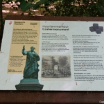 Het monument van Laurens Janszoon Coster in de Haarlemmerhout tijdens de Stadse Tocht Haarlem <br/>Copyright © JTravel.nl Het monument van Laurens Janszoon Coster in de Haarlemmerhout tijdens de Stadse Tocht Haarlem<br/>Copyright © JTravel.nl