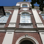 Het voormalige gebouw van de eerste MMS in Haarlem tijdens mijn wandeling tussen Haarlem en Zandvoort<br/>Copyright © JTravel.nl Het voormalige gebouw van de eerste MMS in Haarlem tijdens mijn wandeling tussen Haarlem en Zandvoort<br/>Copyright © JTravel.nl