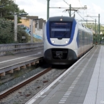 Trein op Station Zandvoort tijdens mijn wandeling tussen Haarlem en Zandvoort<br/>Copyright © JTravel.nl Trein op Station Zandvoort tijdens mijn wandeling tussen Haarlem en Zandvoort<br/>Copyright © JTravel.nl