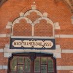 De buitenkant van het stationsgebouw van Groningen<br/>Copyright © JTravel.nl De buitenkant van het stationsgebouw van Groningen<br/>Copyright © JTravel.nl