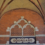 Aan de buitenkant van het stationsgebouw van Groningen<br/>Copyright © JTravel.nl Aan de buitenkant van het stationsgebouw van Groningen<br/>Copyright © JTravel.nl