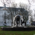 Kunst bij het Scheepvaartmuseum tijdens mijn wandeling in de haven van Amsterdam<br/>Copyright © JTravel.nl Kunst bij het Scheepvaartmuseum tijdens mijn wandeling in de haven van Amsterdam<br/>Copyright © JTravel.nl