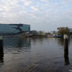 Het NEMO Science Museum tijdens mijn wandeling in de haven van Amsterdam <br/>Copyright © JTravel.nl Het NEMO Science Museum tijdens mijn wandeling in de haven van Amsterdam <br/>Copyright © JTravel.nl