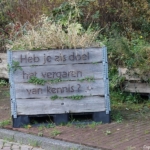 Tekst bij Mediamatic tijdens mijn wandeling in de haven van Amsterdam <br/>Copyright © JTravel.nl Tekst bij Mediamatic tijdens mijn wandeling in de haven van Amsterdam <br/>Copyright © JTravel.nl