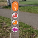 Routepaaltje 29 tijdens mijn wandeling rond de buitenplaatsen van Heemskerk Routepaaltje 29 tijdens mijn wandeling rond de buitenplaatsen van Heemskerk
