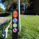 Routepaaltje 50 tijdens mijn wandeling tussen Zwaanshoek en Hoofddorp / Copyright JTravel.nl Routepaaltje 50 tijdens mijn wandeling tussen Zwaanshoek en Hoofddorp / Copyright JTravel.nl