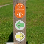 Routepaaltje 57 tijdens mijn wandeling tussen Zwaanshoek en Hoofddorp / Copyright JTravel.nl Routepaaltje 57 tijdens mijn wandeling tussen Zwaanshoek en Hoofddorp / Copyright JTravel.nl