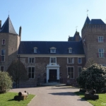 Kasteel Assumburg in Heemskerk tijdens mijn wandeling rond de buitenplaatsen van Heemskerk Kasteel Assumburg in Heemskerk tijdens mijn wandeling rond de buitenplaatsen van Heemskerk